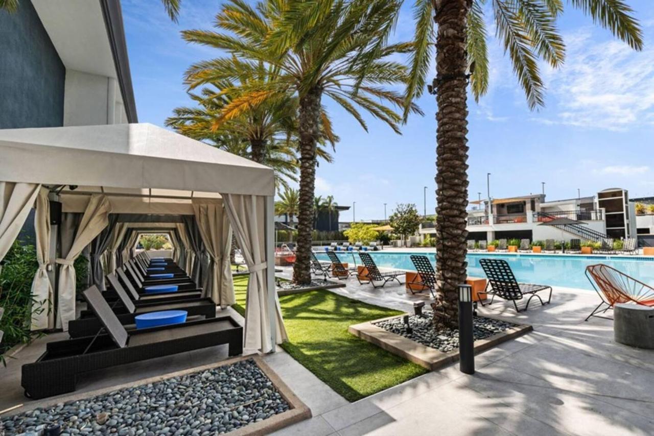 Luxurious Stay Near The Beach 纽波特比奇 外观 照片