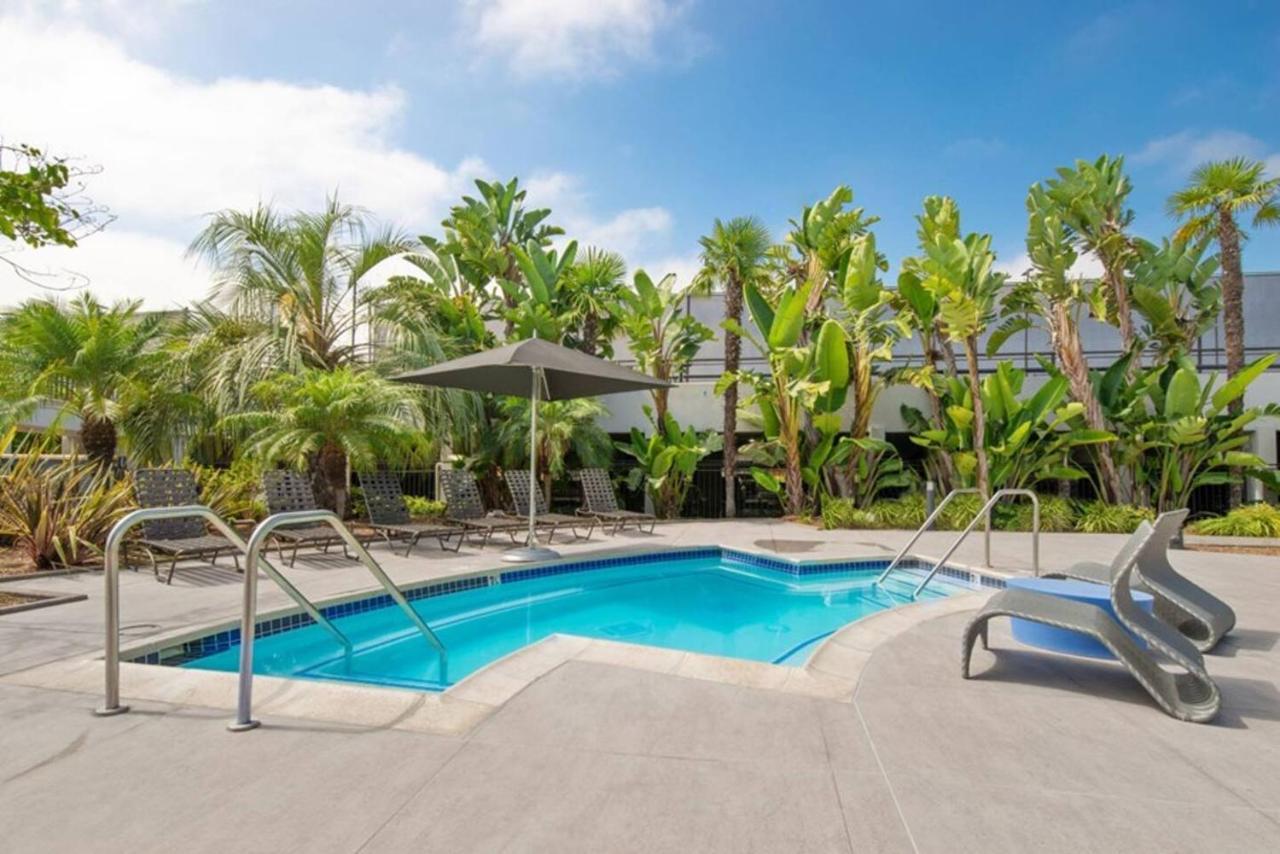 Luxurious Stay Near The Beach 纽波特比奇 外观 照片